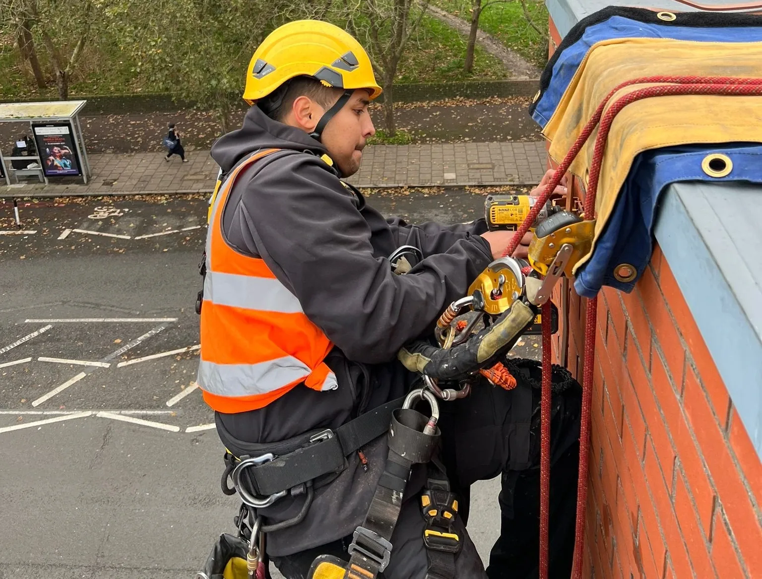 Rope Access Building Maintenance London Rope access technicians performing building maintenance on a high rise in London ensuring structural integrity and safety